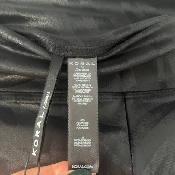 NWT Densonic High Rise Gouffre Short in Black Zebra - Picture 5 of 6